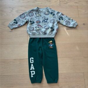 Gap toddler grey bear print sweatshirt set, size 3T